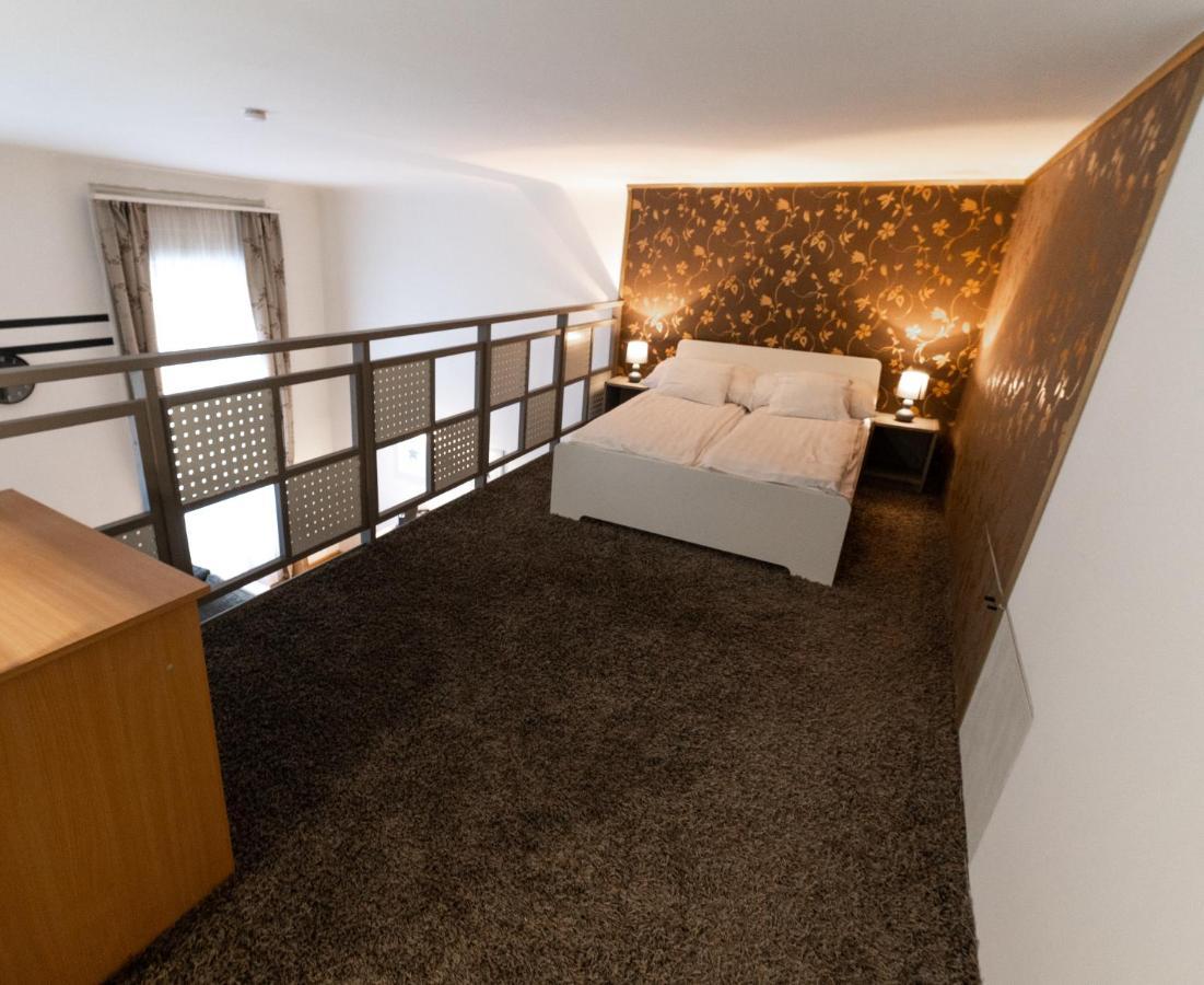 Kalvin Loft Lägenhet Budapest Exteriör bild